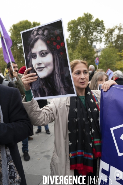 Iran la révolte. Rassemblement en hommage à Jina Mahsa Amini, et contre le pouvoir patriarcal en Iran