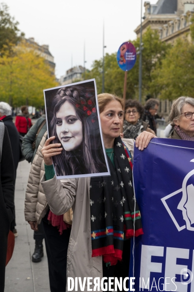 Iran la révolte. Rassemblement en hommage à Jina Mahsa Amini, et contre le pouvoir patriarcal en Iran