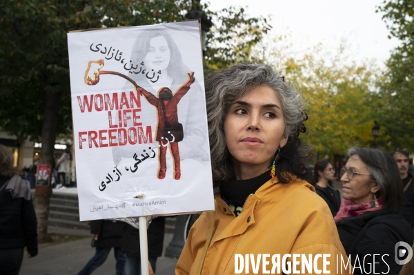 Iran la révolte. Rassemblement en hommage à Jina Mahsa Amini, et contre le pouvoir patriarcal en Iran