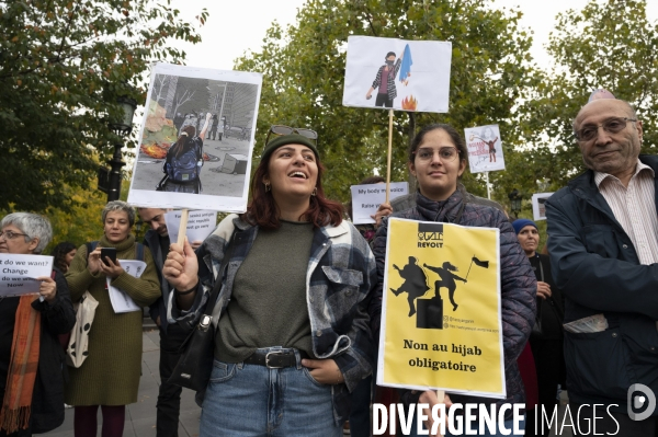 Iran la révolte. Rassemblement en hommage à Jina Mahsa Amini, et contre le pouvoir patriarcal en Iran