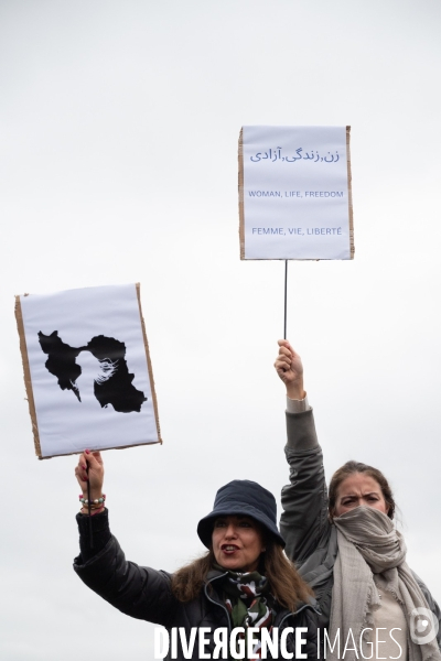 The time has come  - Mobilisation en soutien aux femmes Iraniennes