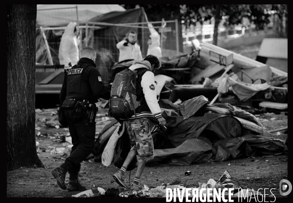 Démantèlement du campement du crack du square Forceval