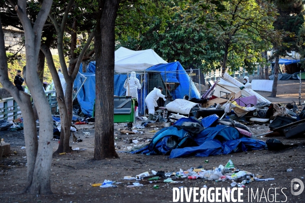 Démantèlement du campement du crack du square Forceval