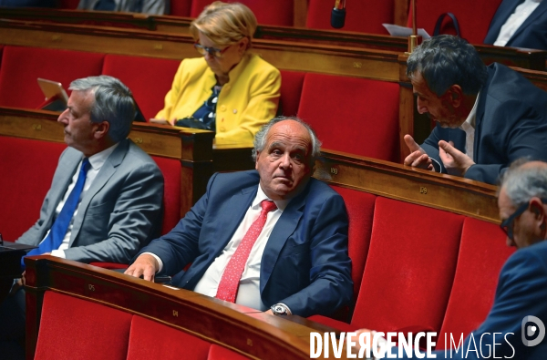 Assemblee Nationale / Projet de loi portant sur les  mesures d urgence relatives au fonctionnement du marché du travail en vue du plein emploi