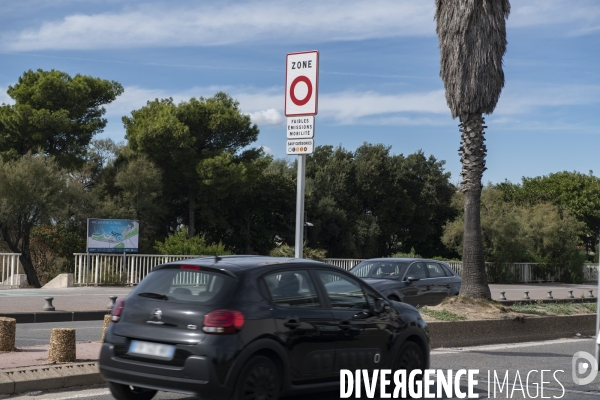 Panneaux de Zone à Faibles Emissions mobilité à Marseille