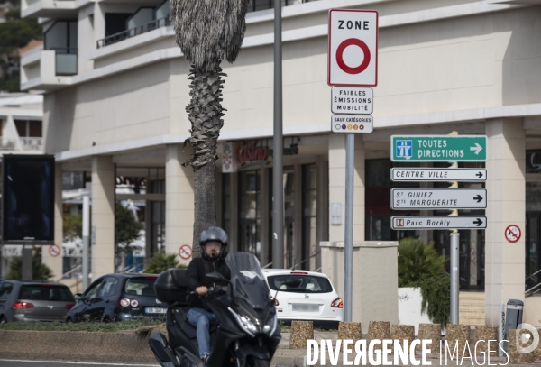 Panneaux de Zone à Faibles Emissions mobilité à Marseille