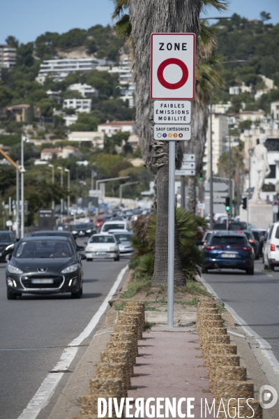 Panneaux de Zone à Faibles Emissions mobilité à Marseille