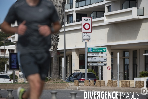 Panneaux de Zone à Faibles Emissions mobilité à Marseille