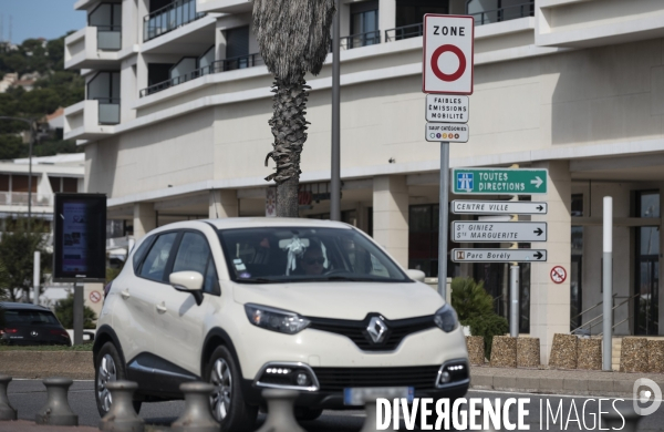 Panneaux de Zone à Faibles Emissions mobilité à Marseille