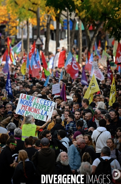 Marche contre la vie chère et l inaction climatique