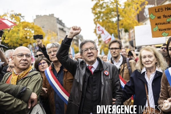 Marche contre la vie chère et l inaction climatique