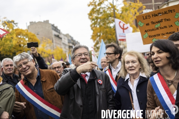 Marche contre la vie chère et l inaction climatique