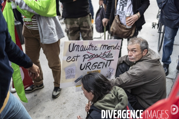 Marche contre la vie chère et l inaction climatique