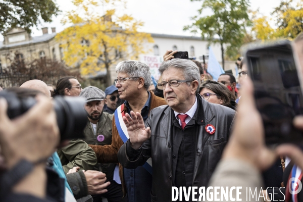 Marche contre la vie chère et l inaction climatique