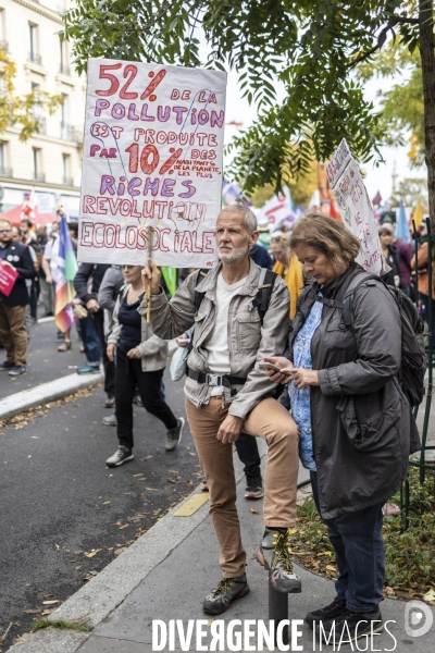 Marche contre la vie chère et l inaction climatique