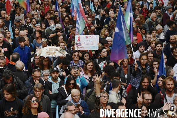 Marche contre la vie chère et l inaction climatique