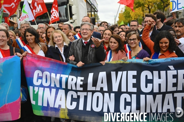 Marche contre la vie chère et l inaction climatique