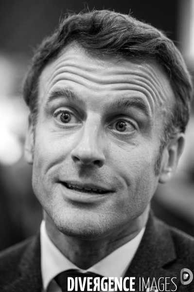 Emmanuel Macron. Portraits.