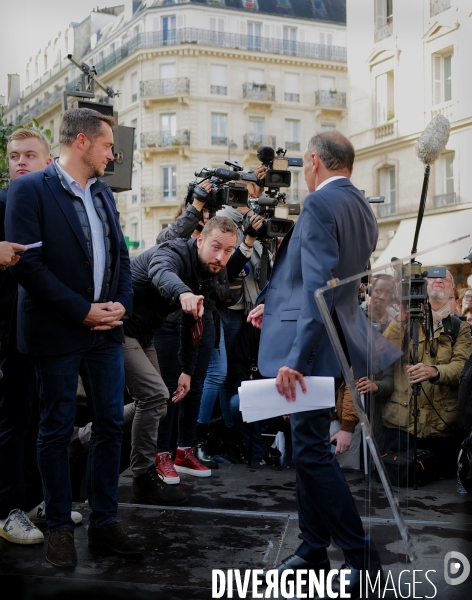 Manifestation de reconquête devant le square samuel paty