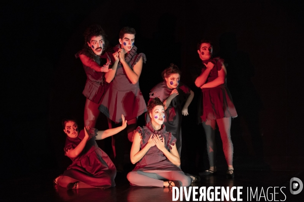 Doesdicon - Tânia Carvalho - Dançando com a Diferença