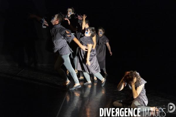 Doesdicon - Tânia Carvalho - Dançando com a Diferença