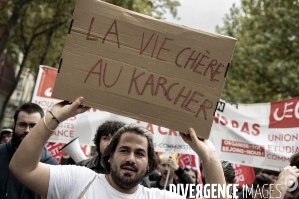 Marche pour la hausse des salaires