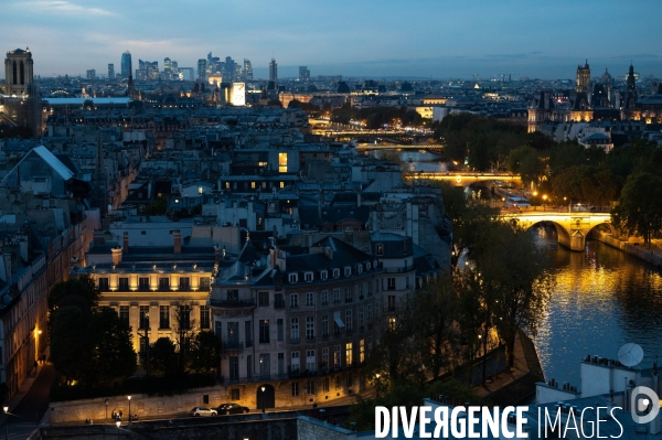 Paris la nuit.