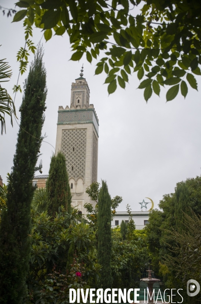 La grande mosquee de paris a 100 ans.