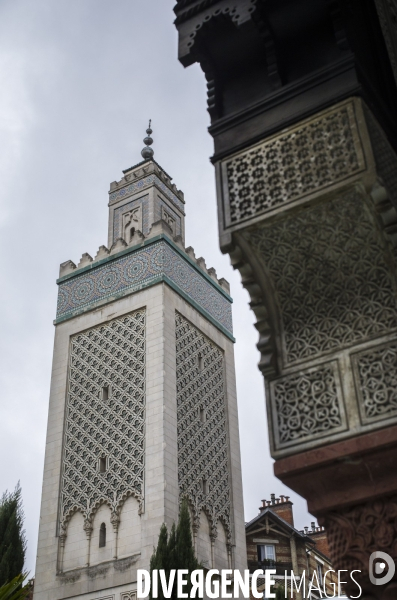 La grande mosquee de paris a 100 ans.