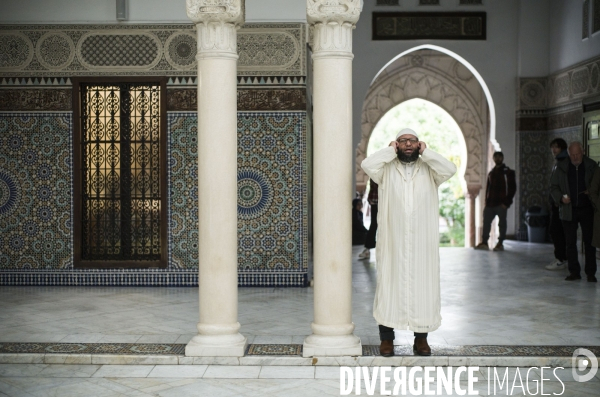 La grande mosquee de paris a 100 ans.