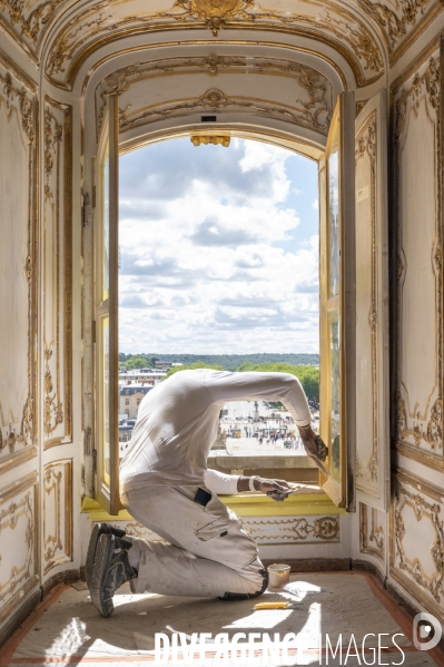 A Versailles, travaux de restauration de l appartement de Madame du Barry.