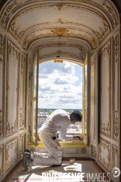 A Versailles, travaux de restauration de l appartement de Madame du Barry.