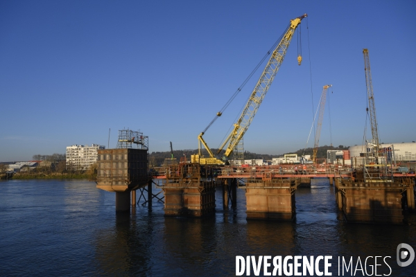 Construction pont Simone Veil