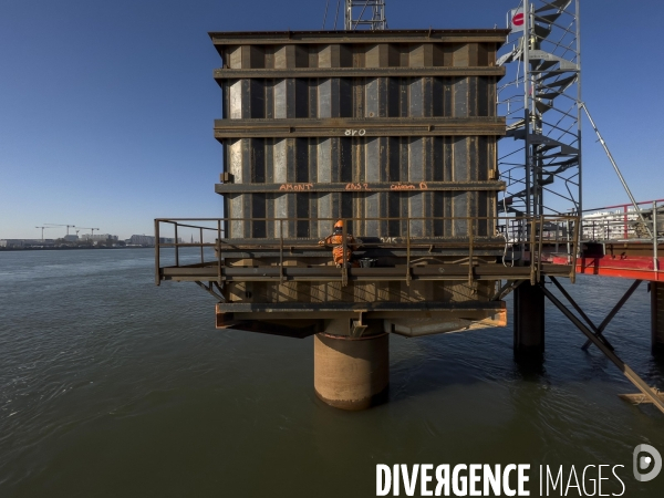 Construction pont Simone Veil