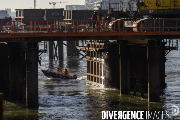 Construction pont Simone Veil