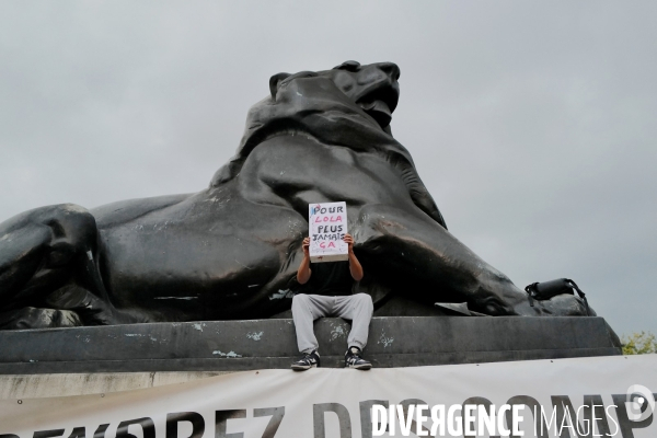 Extreme droite / Rassemblement pour les victimes