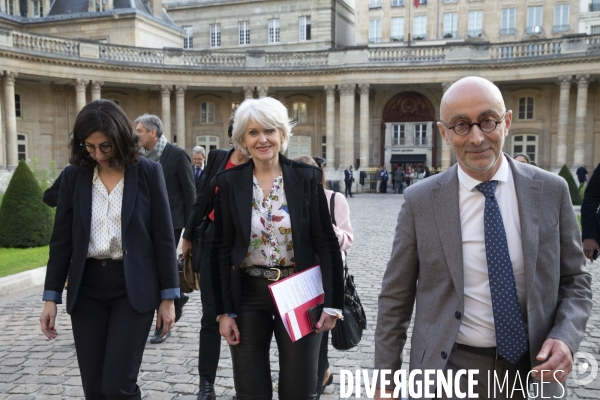 Inauguration de l expo sur le droit de vote des femmes, aux Archives Nationales.