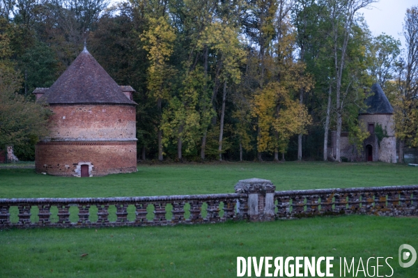 Centenaire de Marcel Proust. Château de Guermantes.