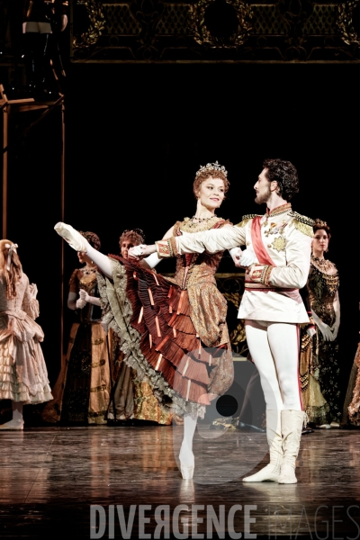 Mayerling / Kenneth MacMillan  / Ballet de l Opéra national de Paris