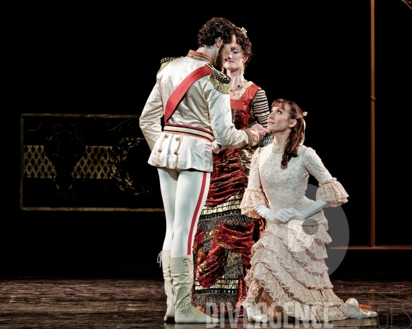 Mayerling / Kenneth MacMillan  / Ballet de l Opéra national de Paris