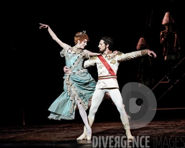 Mayerling / Kenneth MacMillan  / Ballet de l Opéra national de Paris