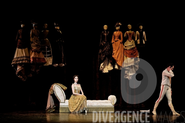 Mayerling / Kenneth MacMillan  / Ballet de l Opéra national de Paris