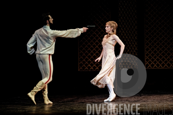 Mayerling / Kenneth MacMillan  / Ballet de l Opéra national de Paris