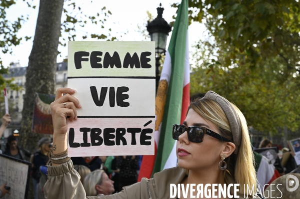 Iran la révolte. Manifestation en soutien à la contestation iranienne, aux femmes iraniennes, et contre le pouvoir en Iran.