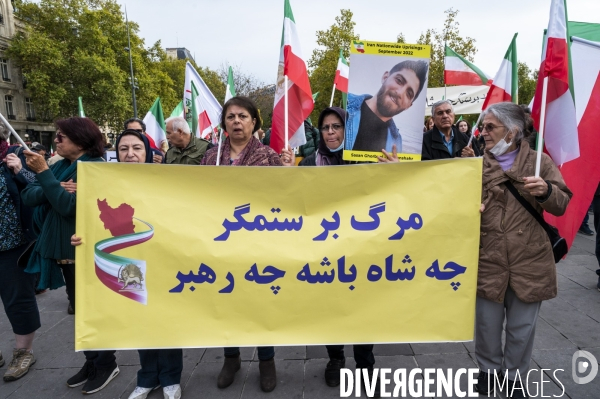 Iran la révolte. Manifestation en soutien à la contestation iranienne, aux femmes iraniennes, et contre le pouvoir en Iran.