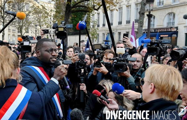 Rassemblement de soutien au député Carlos Martens Bilongo devant l Assemblée nationale