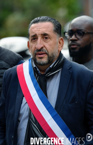 Rassemblement de soutien au député Carlos Martens Bilongo devant l Assemblée nationale