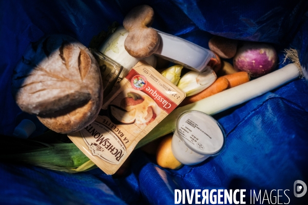 Distribution alimentaire pour etudiant par l association Linkee