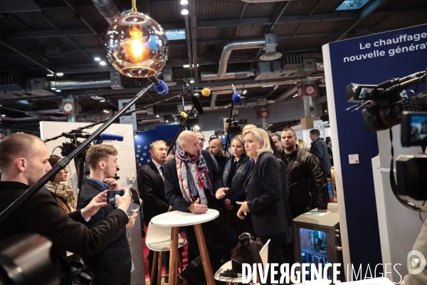 Marine le pen au salon made in france 2022