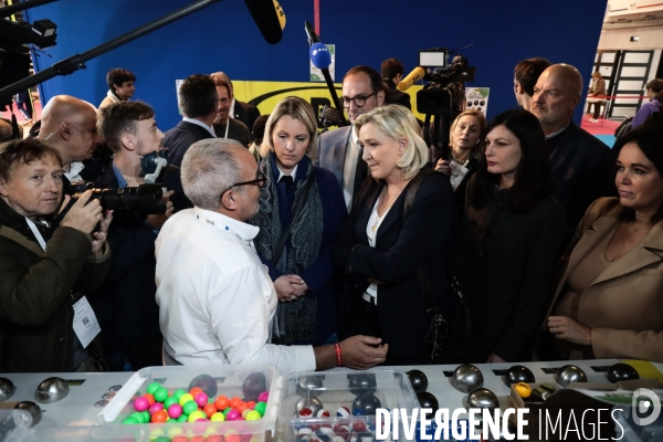 Marine le pen au salon made in france 2022